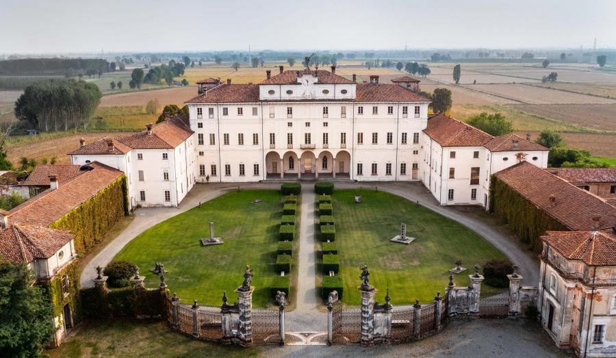 17th century Baroque style estate in Northern Italy