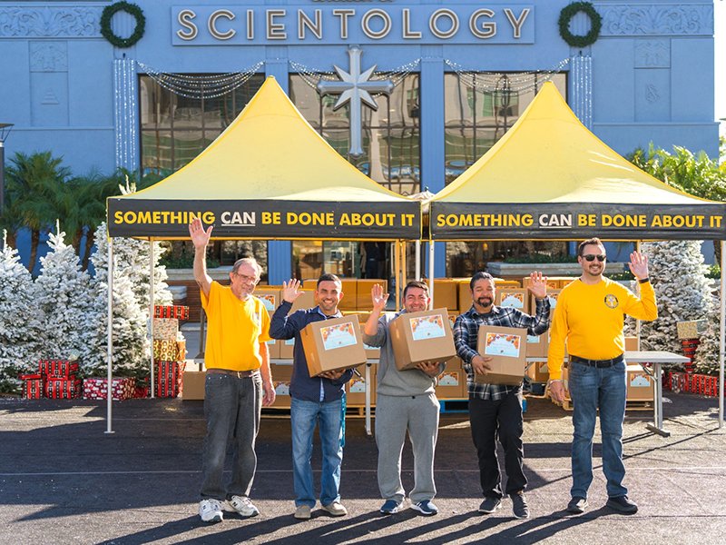 Church of Scientology Los Angeles held its second annual Turkey Drive, providing 300 Thanksgiving turkeys to local families.