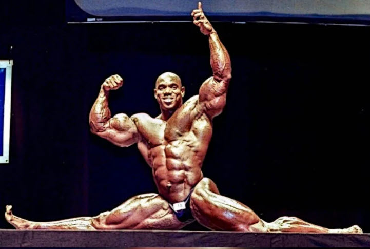 Flex Wheeler Honored with Lifetime Achievement Award at Arnold Sports Festival 2023