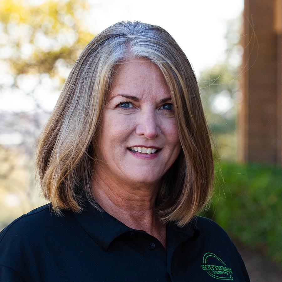 Senior Turf Advisor Susan Patton Becomes First Member of Southern Turf Co.'s President's Club with $5 Million in Sales