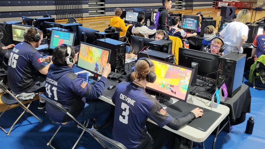 Collegiate esports teams participated in open tournaments during Illinois College's LAN.