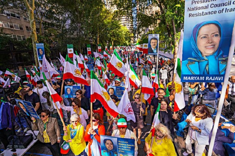 On Sep. 19, thousands of freedom-loving Iranians and supporters of the PMOI rallied in front of the UN headquarters in New York to deliver a different message: Raisi does not deserve to speak at the UN, he is a murderer, and he must be prosecuted.