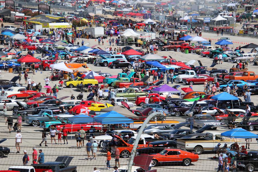 Goodguys Takes Over Texas Motor Speedway for the 30th Summit Racing