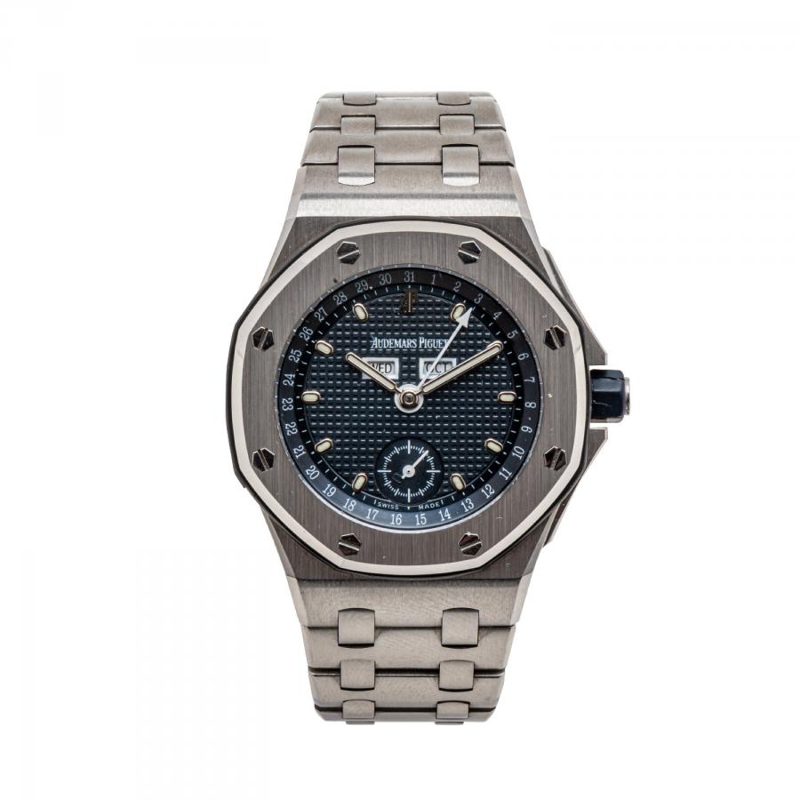 Circa 1995 Audemars Piguet Royal Oak Offshore Triple Date wristwatch (Ref. 25808ST), stainless steel, with an octagonal bezel and triple-date complication (CA$33,630).
