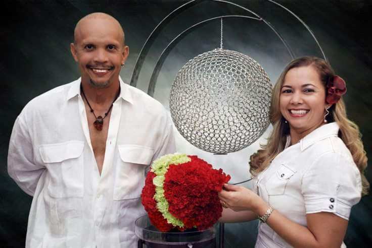 Yola and Ruben Consa are passionate educators with an established following, deep floral arts credentials and a growing student base.