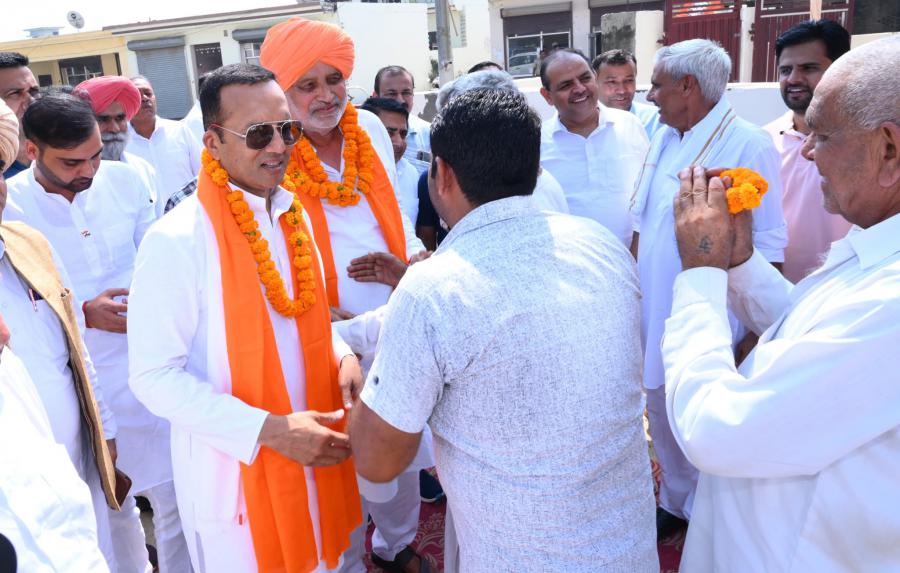 Shyam Singh Rana with MP Naveen Jindal