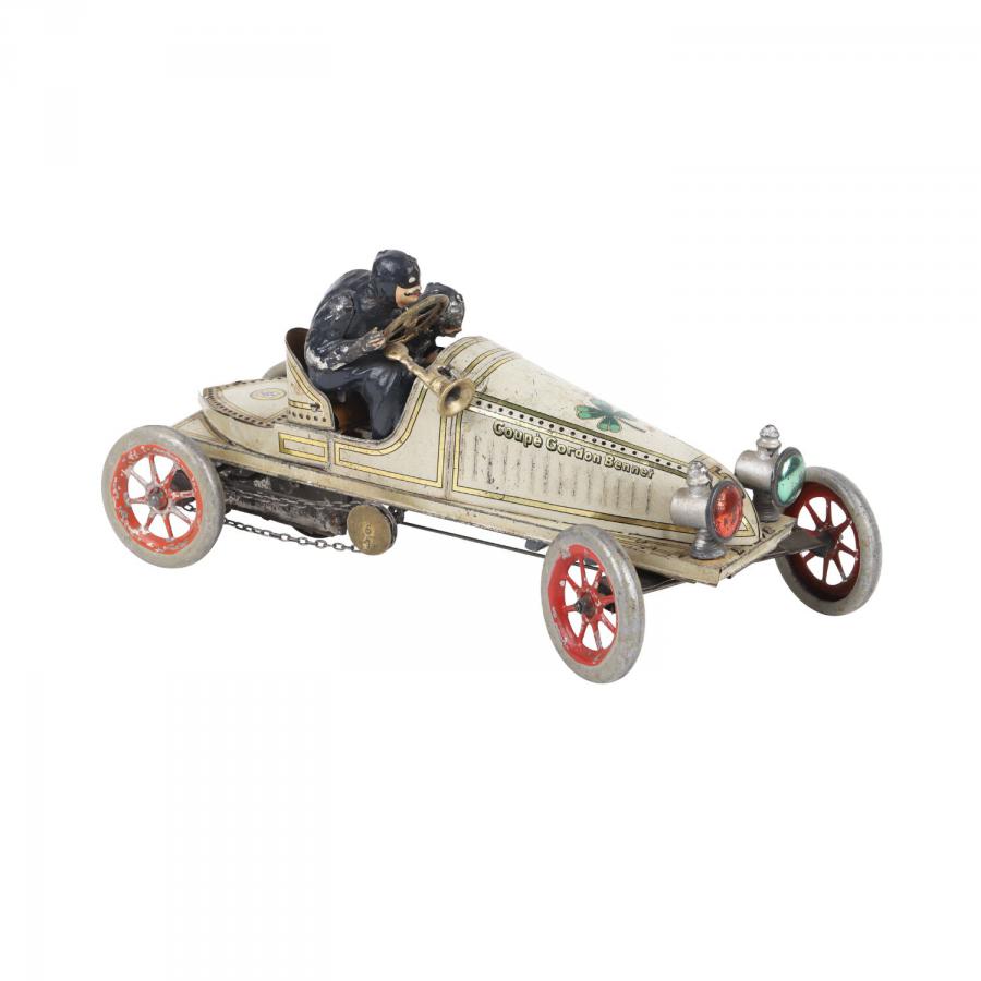 Circa 1905-1910 lithographed tin toy depicting a Coupe Gordon Bennet No. 5 race car made by Siegfried Gunthermann Adolf Weigel, in very good original condition (est. CA$8,000-$10,000).