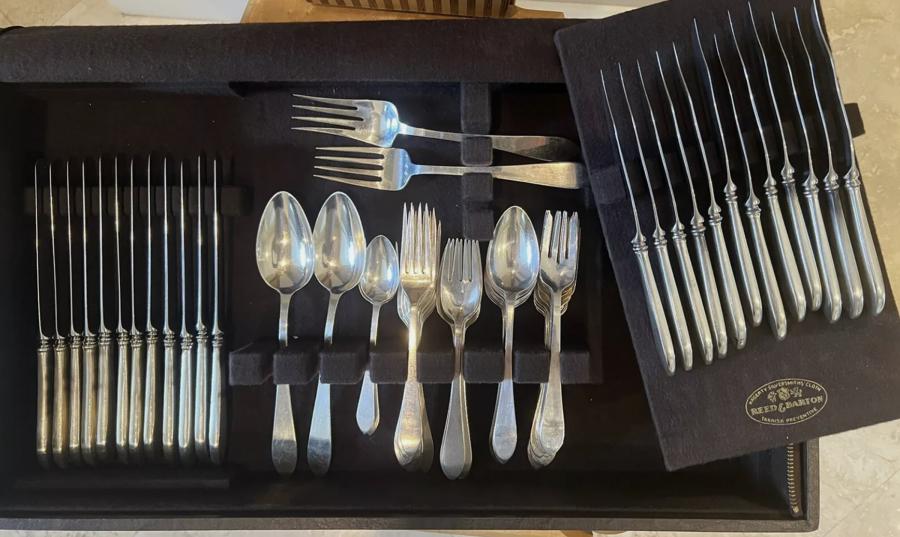 Tiffany & Co. sterling silver Faneuil flatware service for 12, totaling 88 pieces (est. $6,900-$8,500).