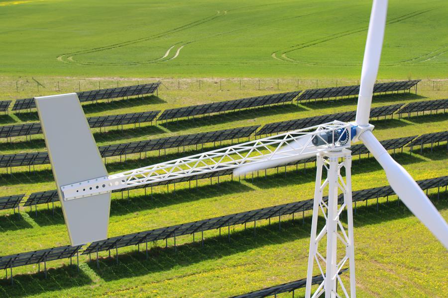 Freen-H20 20 kW horisontaalturbiin Freen hübriidsüsteemis