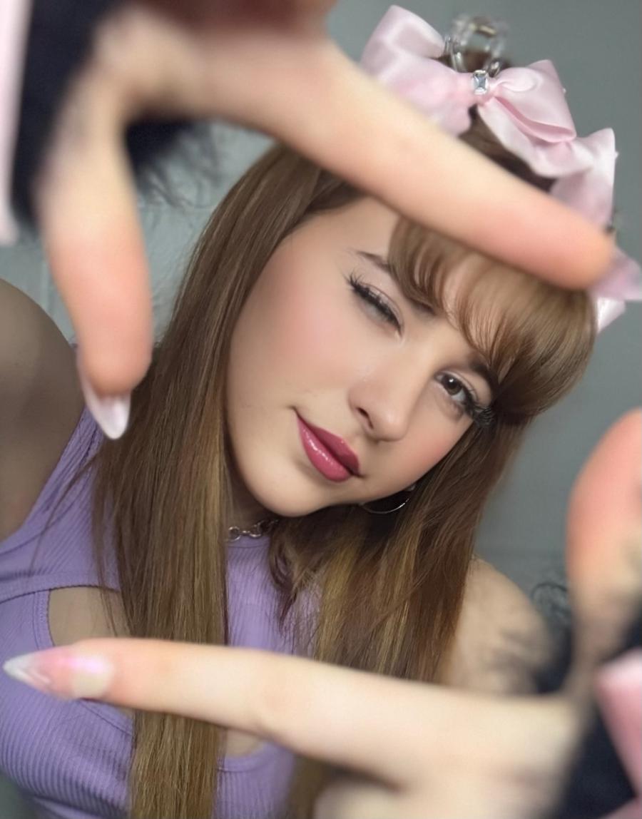 Olivia Millin, American Indie/ Pop singer and songwriter