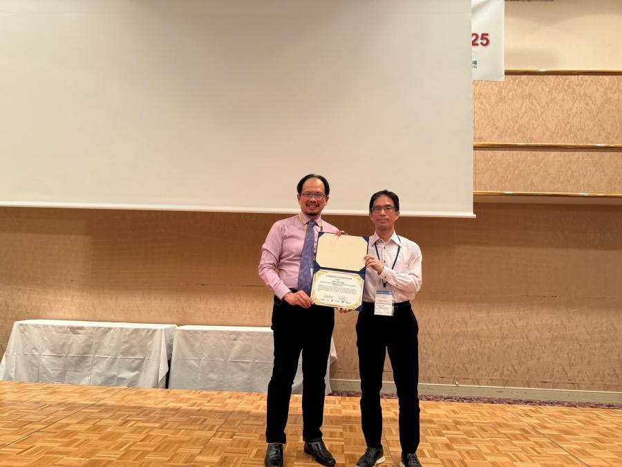 Professor Victor Chang from Aston University presents his novel FedAvgVChang algorithm at the IEEE CyberSciTech / DASC / PICom / CDBCom 2025