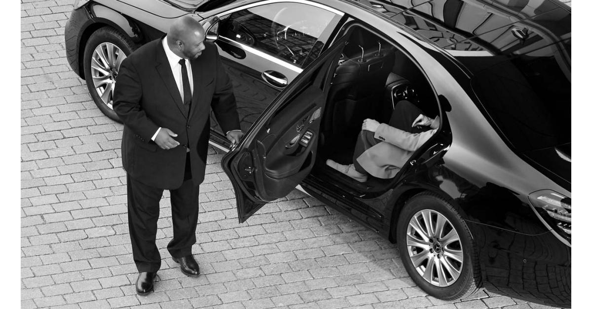 Daisy Limo Celebrates 17 Years of Black Car Service to Teterboro Airport