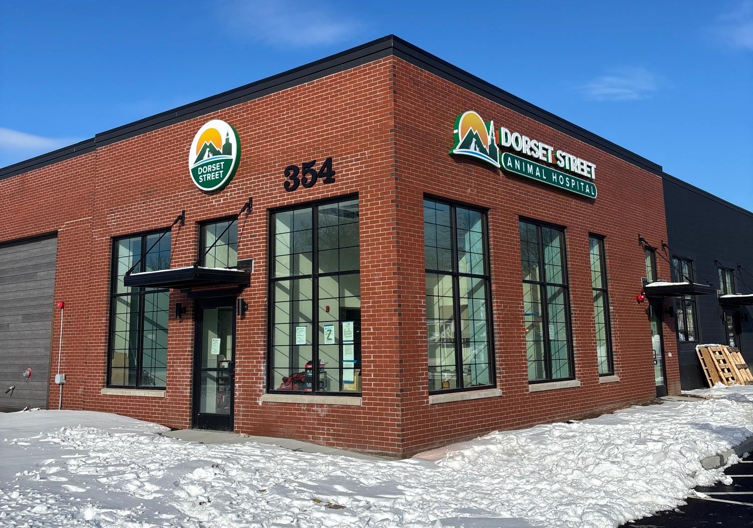 Dorset Street Animal Hospital to Open Walk-In Urgent Care for Pets in South Burlington This April