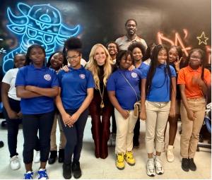 Consuelo Vanderbilt Costin with B. Wright Leadership Academy Students (Photo credit: B. Wright Academy)
