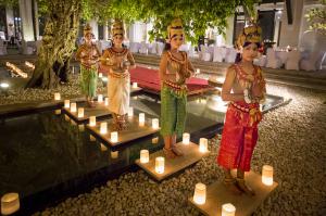Apsara Dancers at Park Hyatt Siem Reap