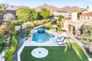 Luxury Pool & Spa Design by Liquid Evolution Pools in Scottsdale AZ