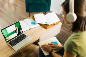AI-driven learning gains ground as e-learning market heads toward $1 trillion