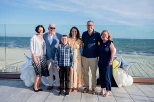 Sunshine Soirée raises $144,000 for Sunshine Kids Foundation