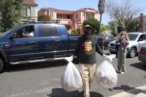 BHERC John Forbes collects blanket donations car side