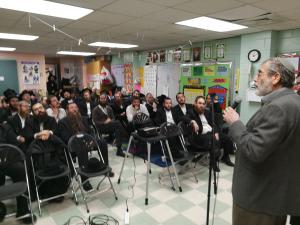 Izzy Kalman training Chabad Shluchim