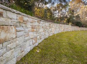 Retaining walls landscaping solutions