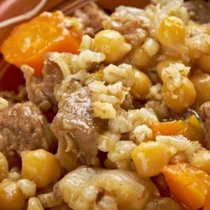 A photo of the Jewish stew known as cholent.