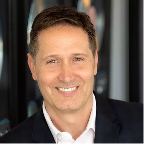 Mitch Glazier headshot