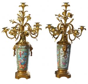 Pair of early 20th century Chinese famille rose and gilt bronze six-light candelabra, 60 cm high (estimate: $ 1,000 - $ 2,000).