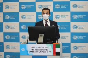 يلقي سفير دولة الإمارات العربية المتحدة سلسلة من الخطب تحت شعار IVI وبشكل متكرر
