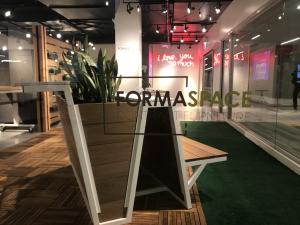 Formaspace Contract Showroom 11-124
