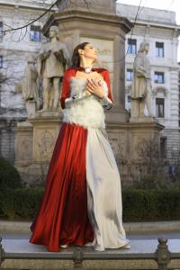 The red dress divided in Milan by Sima Collezione