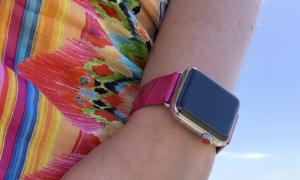 Orleans in fuchsia luxury Apple Watch band by Chalonne