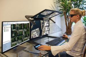 Leading GIS software for 3D monitor 3D PluraView certified: 3D stereo visualization enhances Hexagon ImageStation® photogrammetry workflow. Integrated 3D mouse cursor in software application provides convenient stereoscopic geospatial data acquisition and processing.