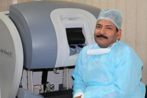 Dr R K Mishra - Robotic Surgeon and Trainer