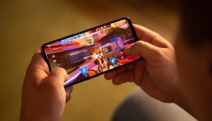 Online smartphone and tablet gaming market