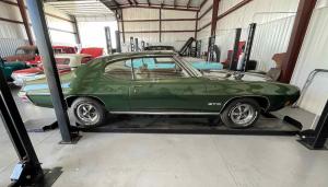 When Alan Jackson had the 1970 Pontiac GTO restored, he did not spare anything or take any shortcuts. He sold the car in 2011 and it has been untouched since then.