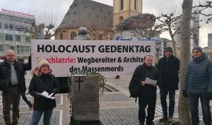 In Frankfurt, CCHR held a vigil for those who died at the hands of psychiatry.