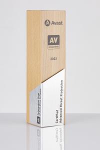 Trophy with the inscription of Avast Certified Advanced Threat Protection 2022 and the logo of AV-Comparatives.