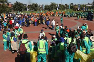 Volunteers preparing for a major clean-up.