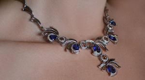 Blue Sapphire Necklace 18k White Gold