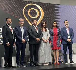 PreIPO® Board Member, Dana Al-Salem, takes center stage alongside prominent ProPanama Organization leaders during a panel discussion at the forum.