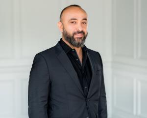Kamyar Ghatan