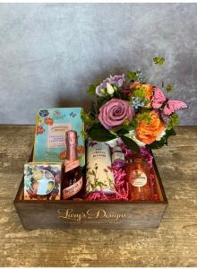 Larry's Designs gift box