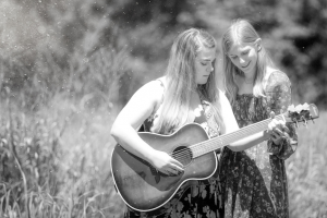 Sisters J - Elisabeth and Lily Jackson (photo credit: Paperdolls Photography) 