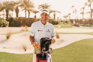 Kevin Kisner with his The Kevin “Kiz” Kisner Barrel Pick on the golf course