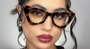 Lensmart's Debra Glasses
