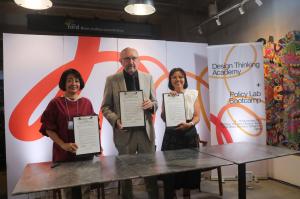 Signing of Declaration of Support. From L-R: DTI-CIG Competitiveness Bureau Dir. Lilian G. Salonga, HPI-School of Design Thinking Co-Founder and Director Prof. Ulrich Weinberg, Design Center Exec Dir. Rhea Matute