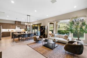 Living Room with views 20831 Pine Cone Cir. Porter Ranch, CA 91326