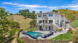 Sotheby's Concierge Auctions: 26773 Mulholland Highway, Malibu Valley Estates, Calabasas, California