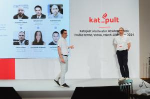 Nenad Orlic and Ivan Romanic presenting Tau Commerce to the Katapult mentors